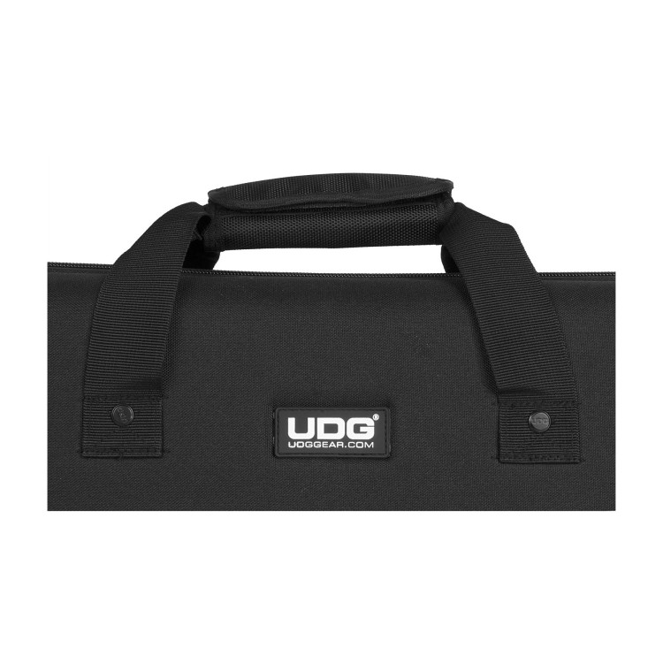 UDG Creator Controller Hardcase Medium Black MK2