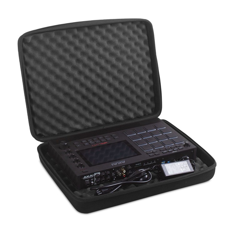 UDG Creator Controller Hardcase Medium Black MK2