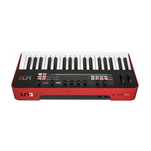IK Multimedia UNO Synth Pro