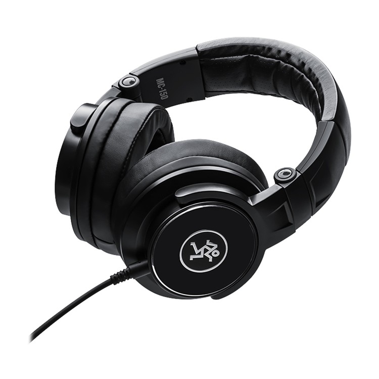 Mackie MC-150