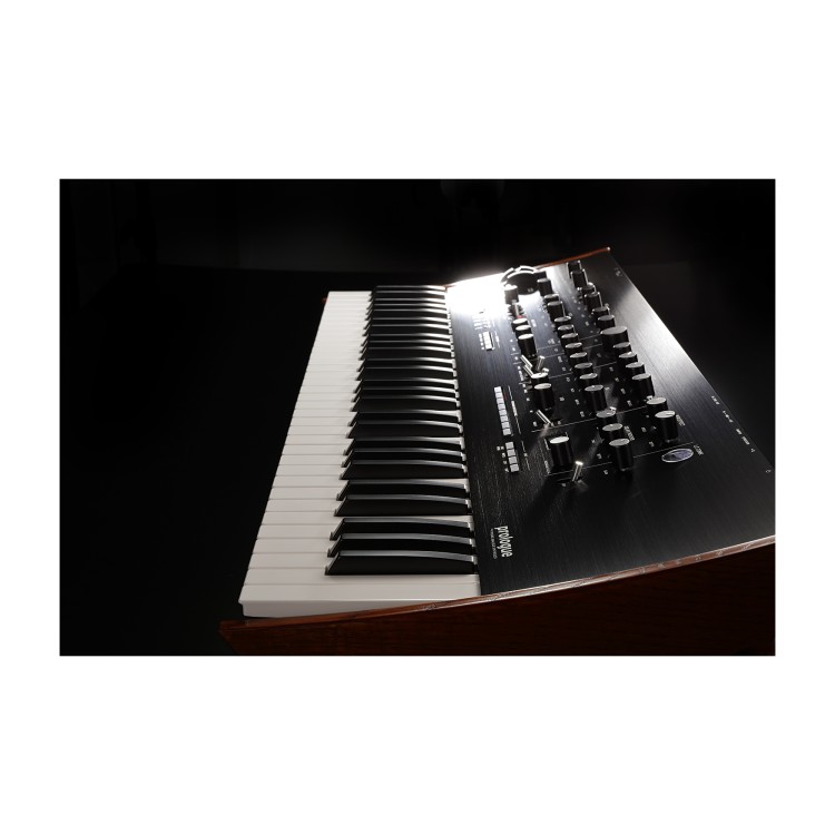 Korg Prologue 16