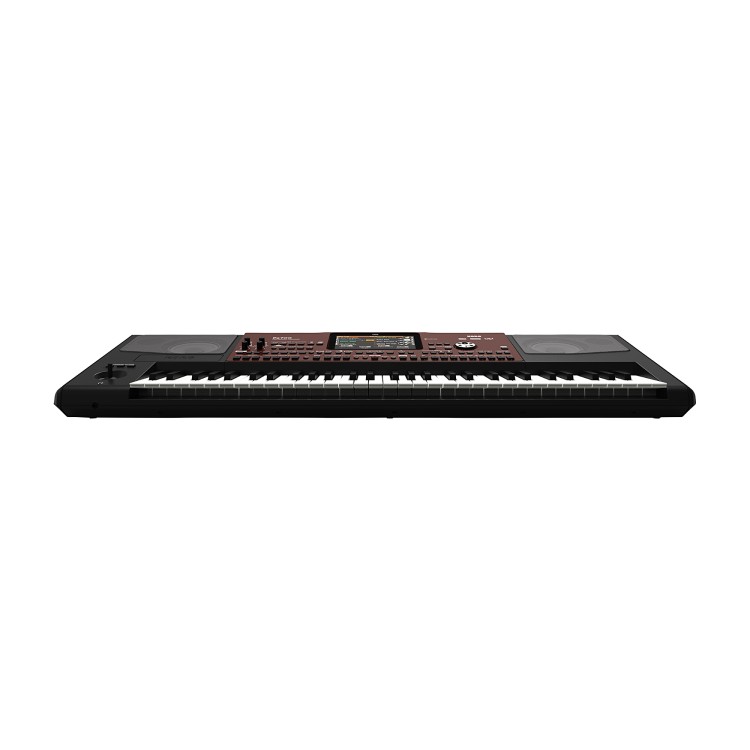 Korg Pa700