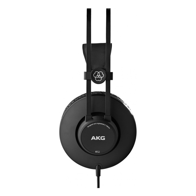 AKG K52
