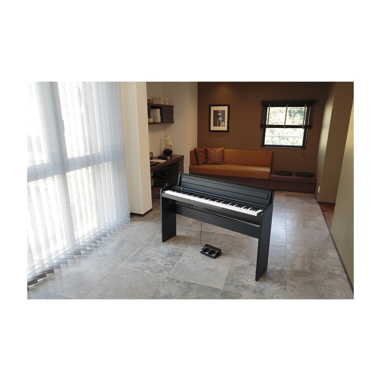 Korg LP-180 BK