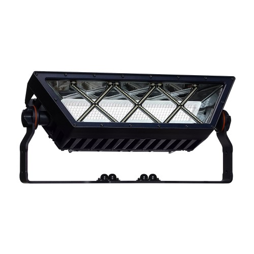 Portman Lights FREAX – blinder/strobe LED