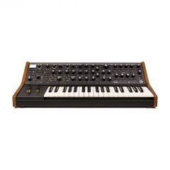 Moog SUBsequent 37